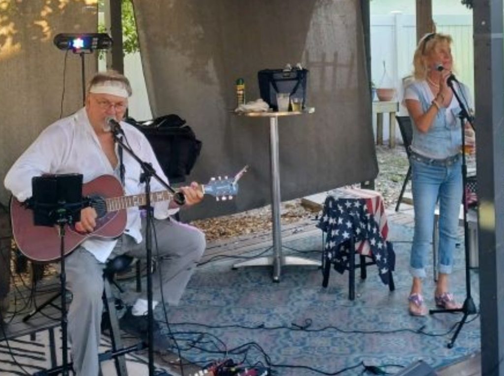 Wayne & Aimee performing at the White Rabbit Saloon.